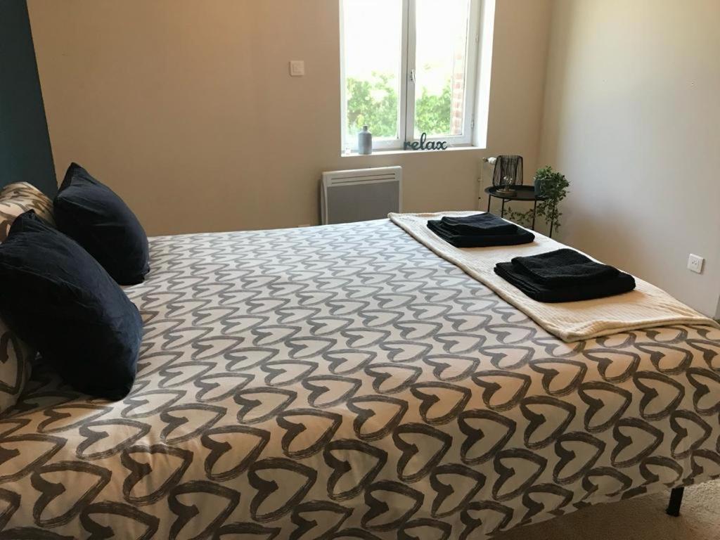 PAUSE NATURE Chambre spacieuse avec salle de bain privative et entrée indépendante Sorbais Exterior foto